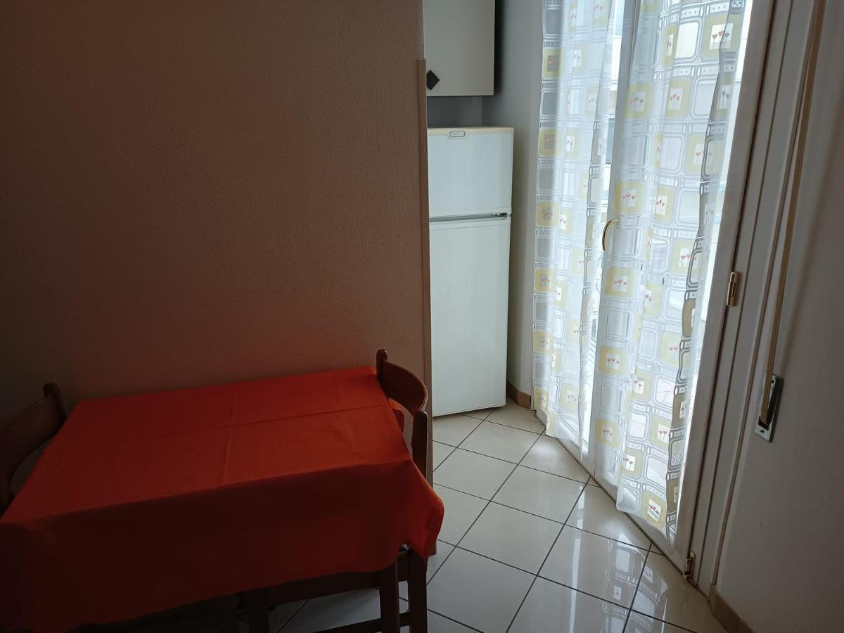 Appartamenti Carlotta Rimini Kültér fotó